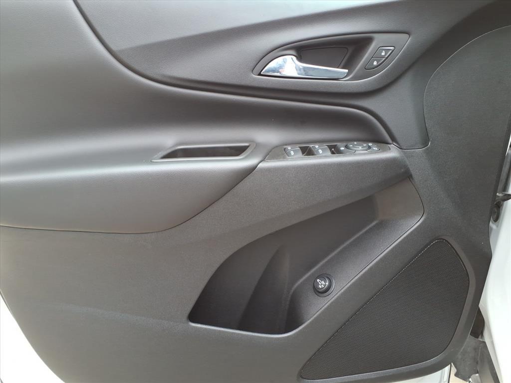 used 2022 Chevrolet Equinox car, priced at $19,000