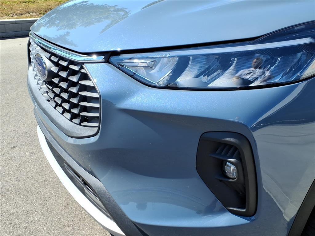 used 2023 Ford Escape PHEV car, priced at $21,500