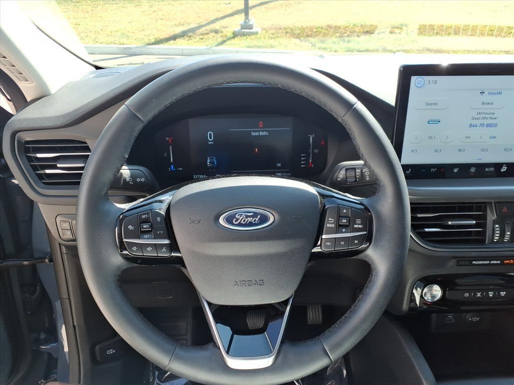 used 2023 Ford Escape PHEV car, priced at $21,500