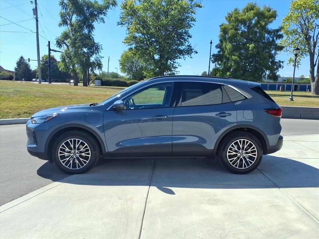 used 2023 Ford Escape PHEV car, priced at $21,500