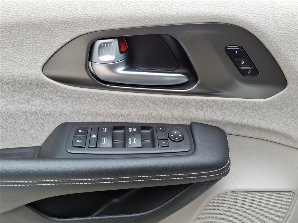 used 2024 Chrysler Pacifica car, priced at $24,500