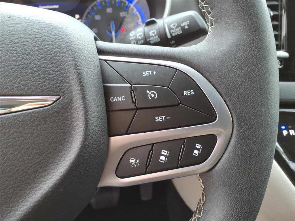 used 2024 Chrysler Pacifica car, priced at $24,500