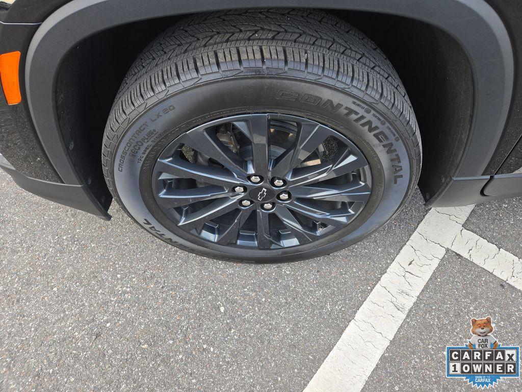 used 2024 Chevrolet Traverse car, priced at $39,967