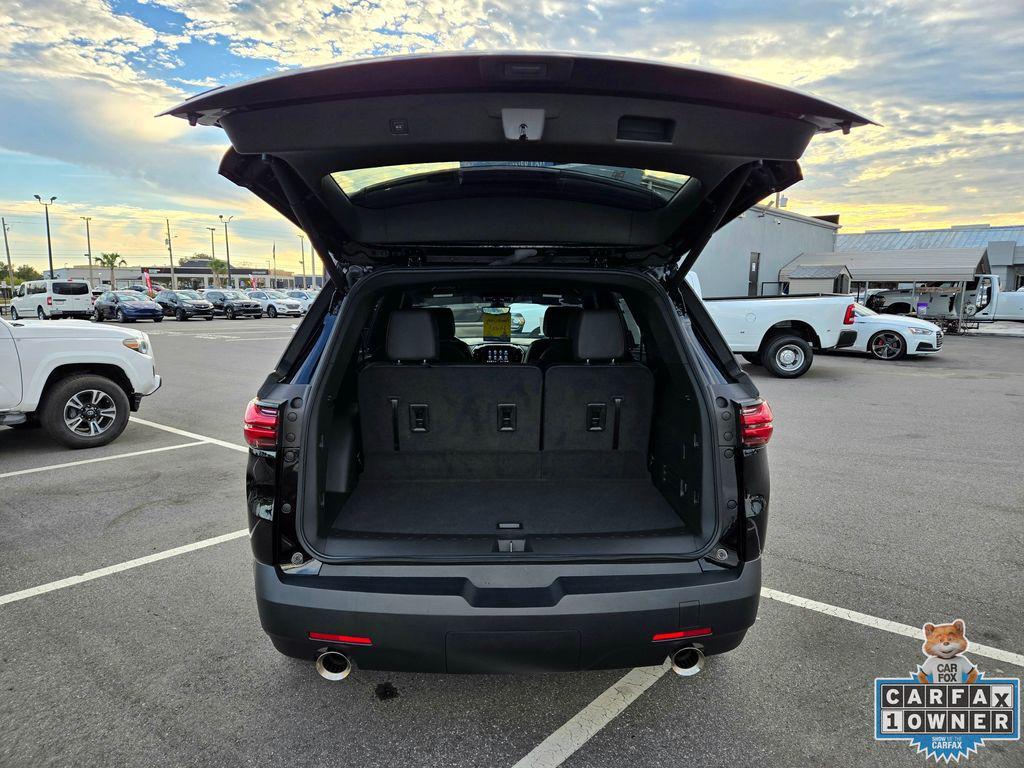 used 2024 Chevrolet Traverse car, priced at $39,967