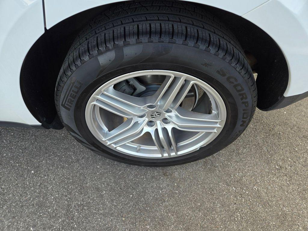 used 2020 Porsche Macan car, priced at $34,967