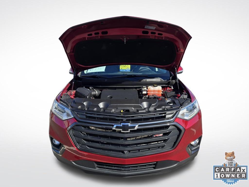 used 2021 Chevrolet Traverse car, priced at $27,967
