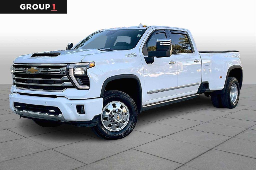 used 2025 Chevrolet Silverado 3500 car, priced at $73,000