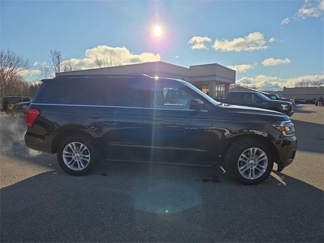 used 2024 Ford Expedition car, priced at $52,959