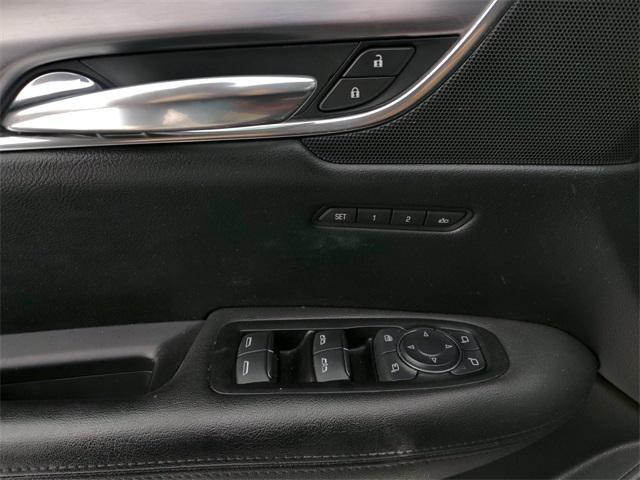 used 2017 Cadillac XT5 car, priced at $17,489