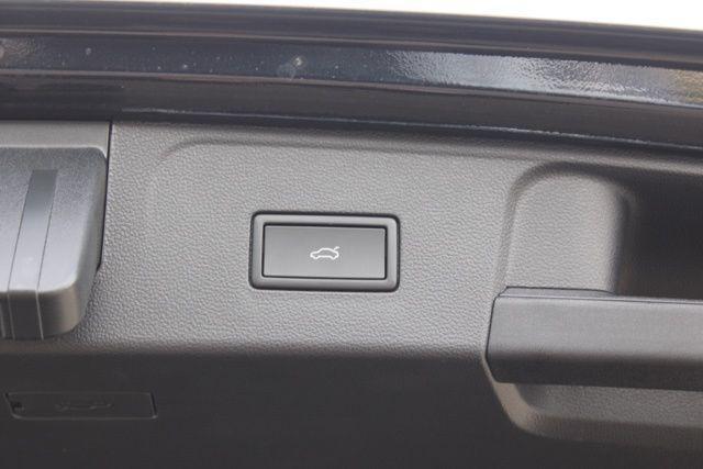 new 2026 Volkswagen Atlas car, priced at $52,899