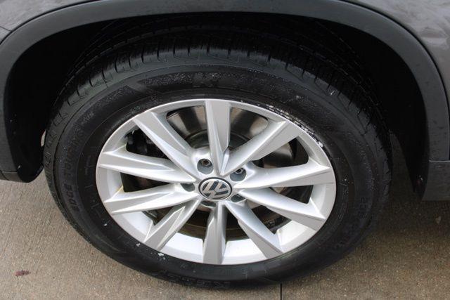 used 2018 Volkswagen Tiguan Limited car, priced at $9,500