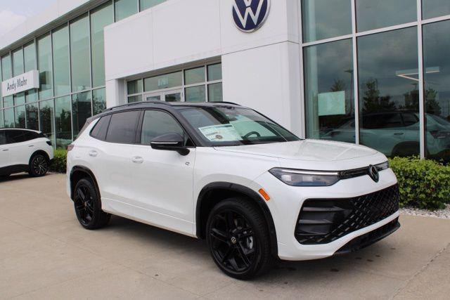 new 2025 Volkswagen Tiguan car, priced at $36,462