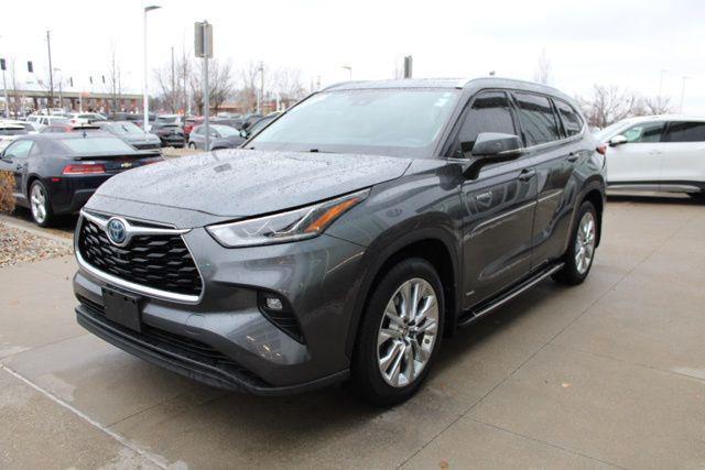 used 2020 Toyota Highlander Hybrid car, priced at $34,961