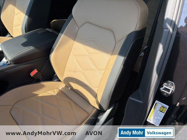 new 2026 Volkswagen Atlas Cross Sport car, priced at $43,406