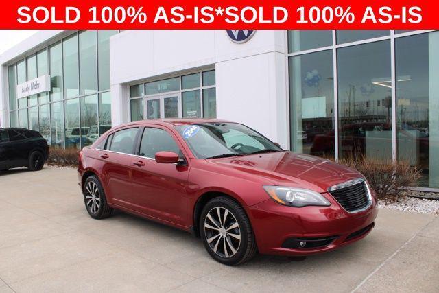 used 2014 Chrysler 200 car, priced at $6,000