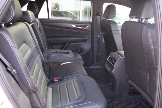 new 2026 Volkswagen Atlas Cross Sport car, priced at $49,487