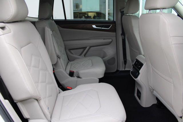 new 2026 Volkswagen Atlas car, priced at $44,919