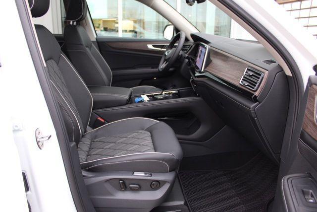 new 2026 Volkswagen Atlas car, priced at $53,429