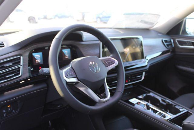 new 2026 Volkswagen Atlas car, priced at $53,429