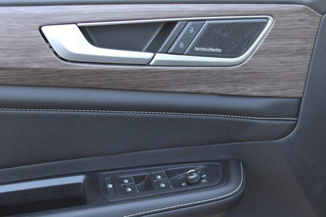 new 2026 Volkswagen Atlas car, priced at $53,429