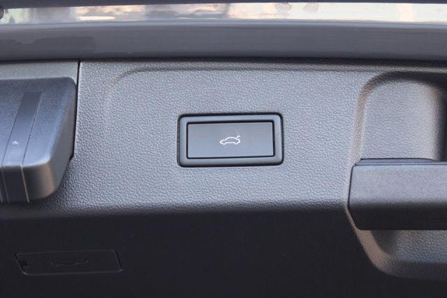 new 2026 Volkswagen Atlas car, priced at $53,429