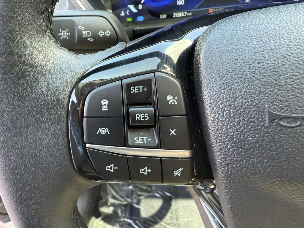 2022 Agate Black Metallic Ford Escape