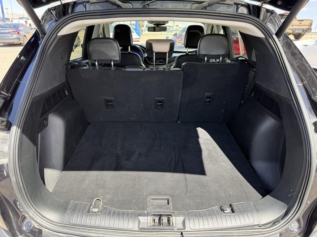 2022 Agate Black Metallic Ford Escape