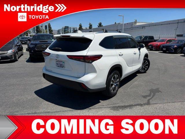 used 2020 Toyota Highlander car, priced at $30,705