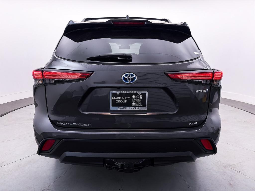 used 2023 Toyota Highlander Hybrid car, priced at $34,592