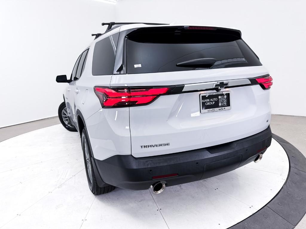 used 2022 Chevrolet Traverse car, priced at $26,591