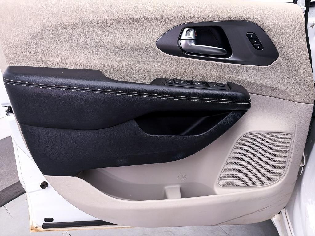 used 2022 Chrysler Pacifica car, priced at $24,492