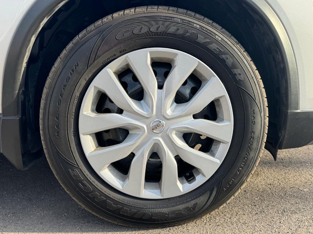 used 2017 Nissan Rogue car, priced at $12,992