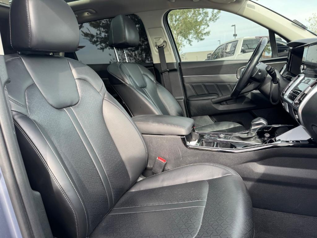 used 2023 Kia Sorento car, priced at $25,991