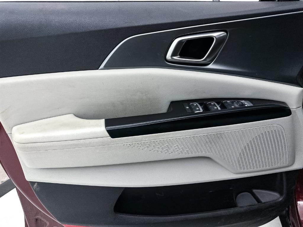 used 2024 Kia Carnival car, priced at $27,983