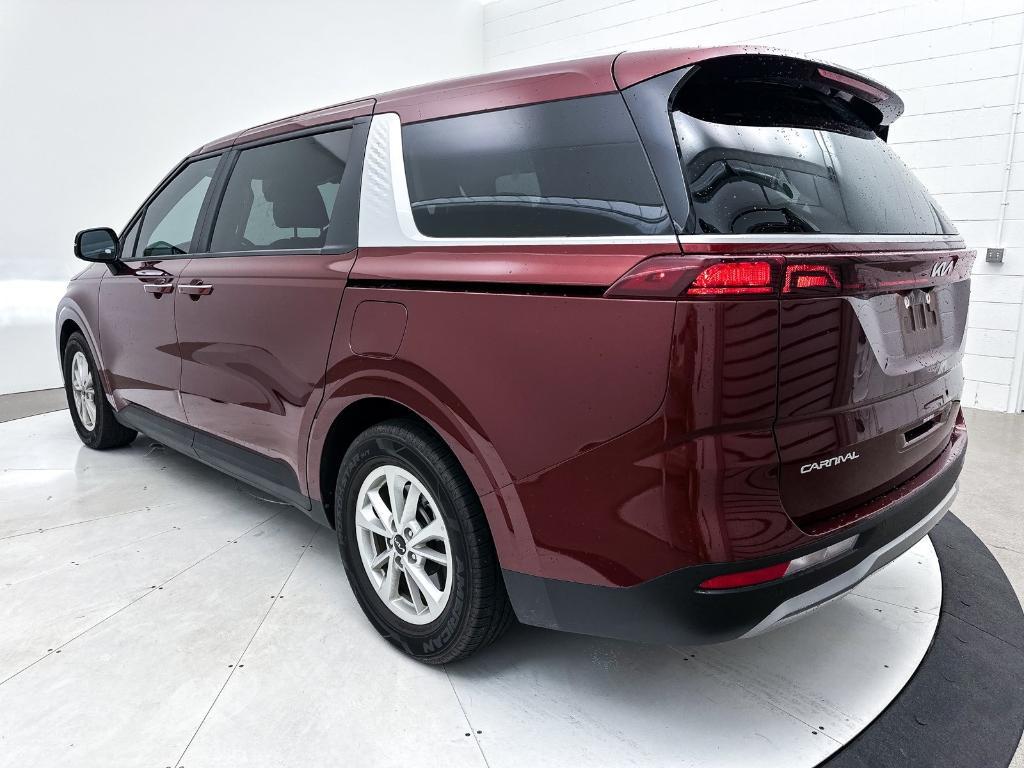 used 2024 Kia Carnival car, priced at $27,983