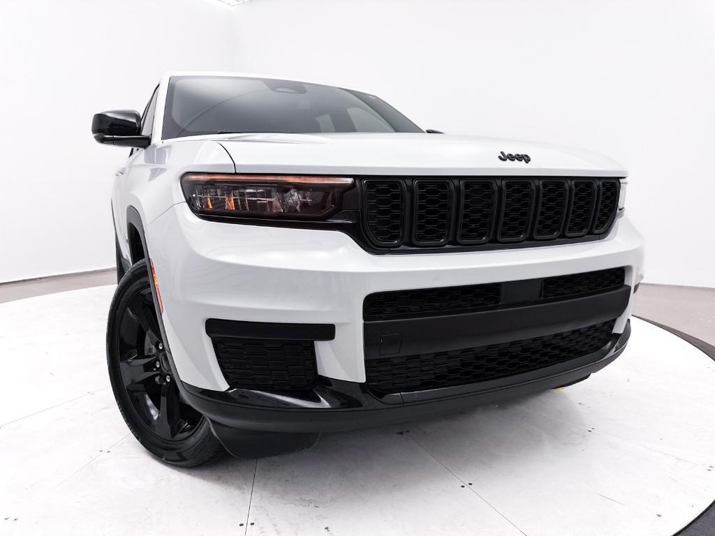 used 2022 Jeep Grand Cherokee L car, priced at $25,992