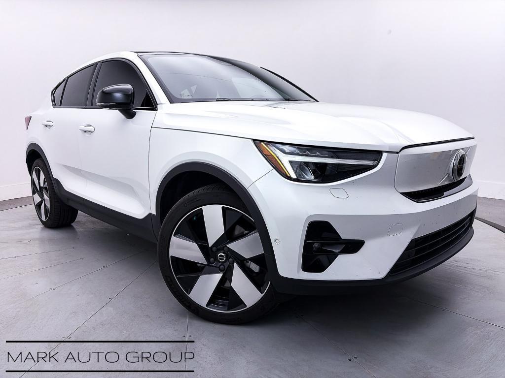 used 2023 Volvo C40 Recharge Pure Electric car, priced at $23,992