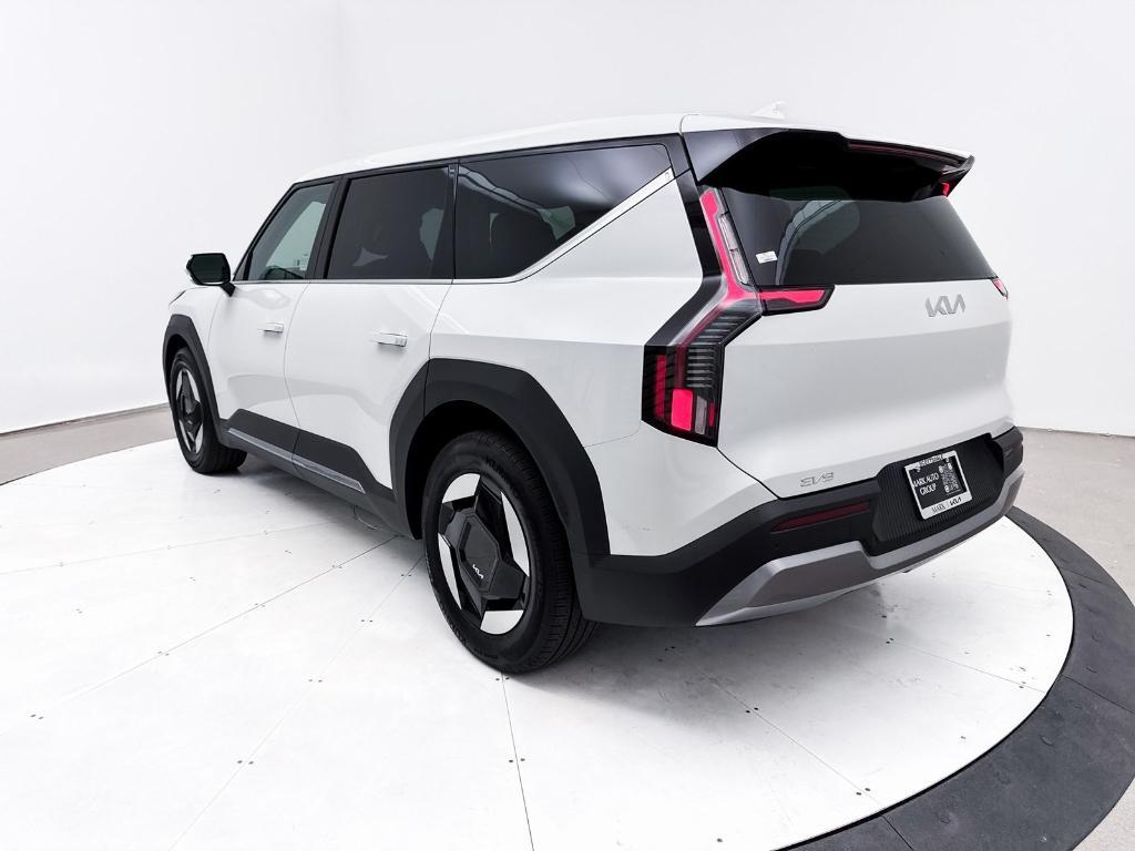 used 2024 Kia EV9 car, priced at $31,994