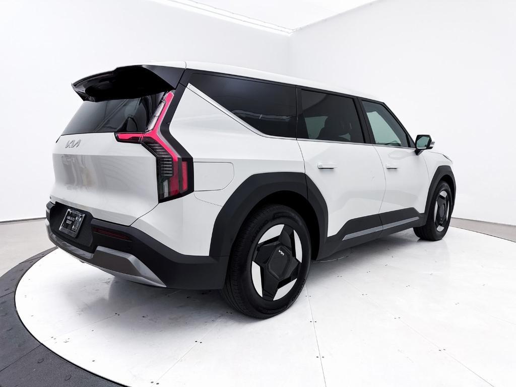 used 2024 Kia EV9 car, priced at $31,994