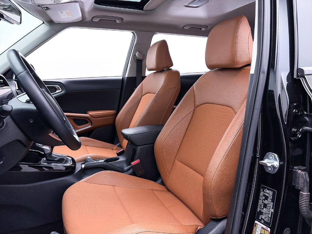 used 2024 Kia Soul car, priced at $20,993