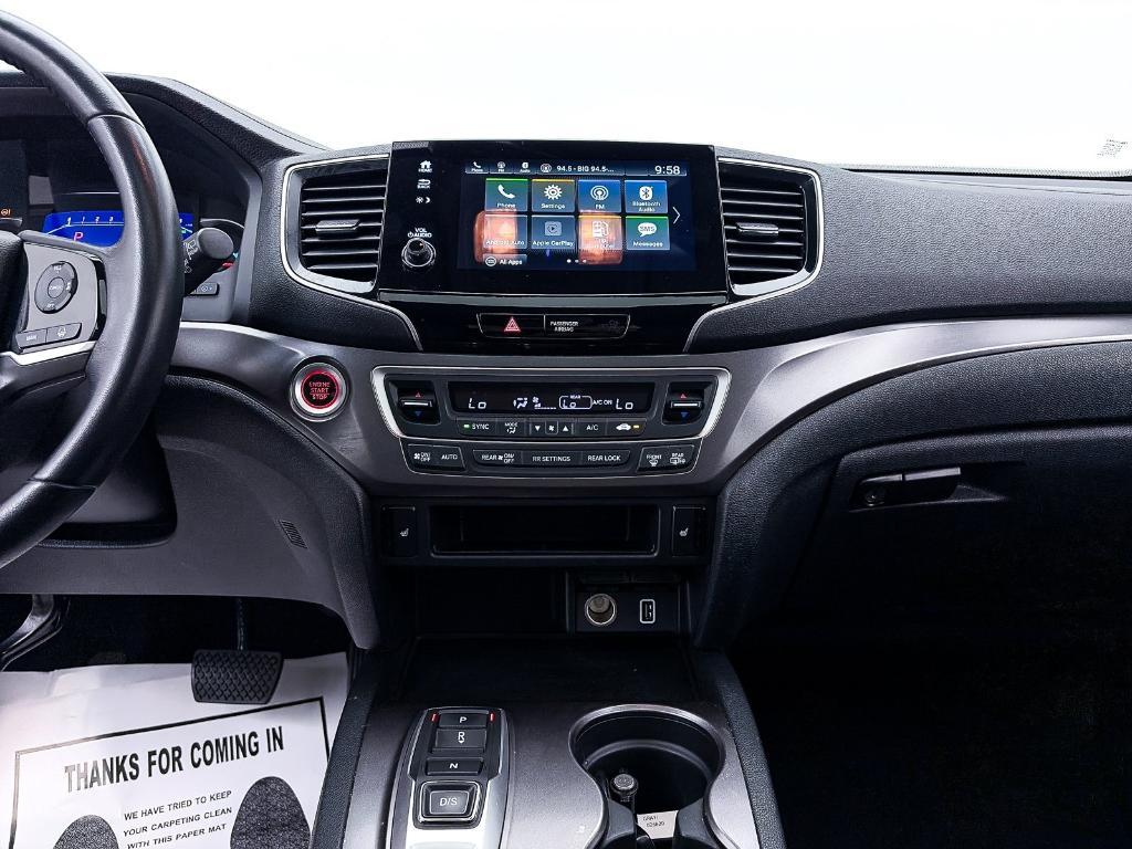 used 2021 Honda Pilot car, priced at $23,992