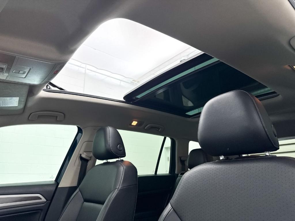 used 2018 Volkswagen Atlas car, priced at $15,481