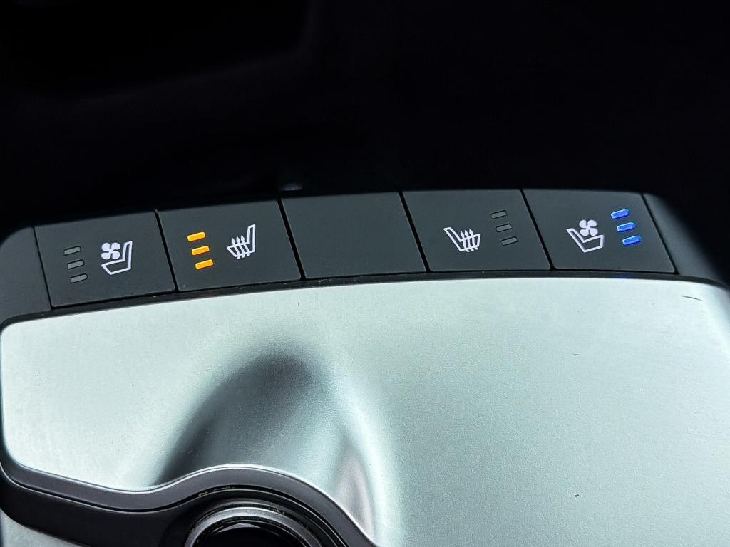 used 2022 Kia EV6 car, priced at $18,596