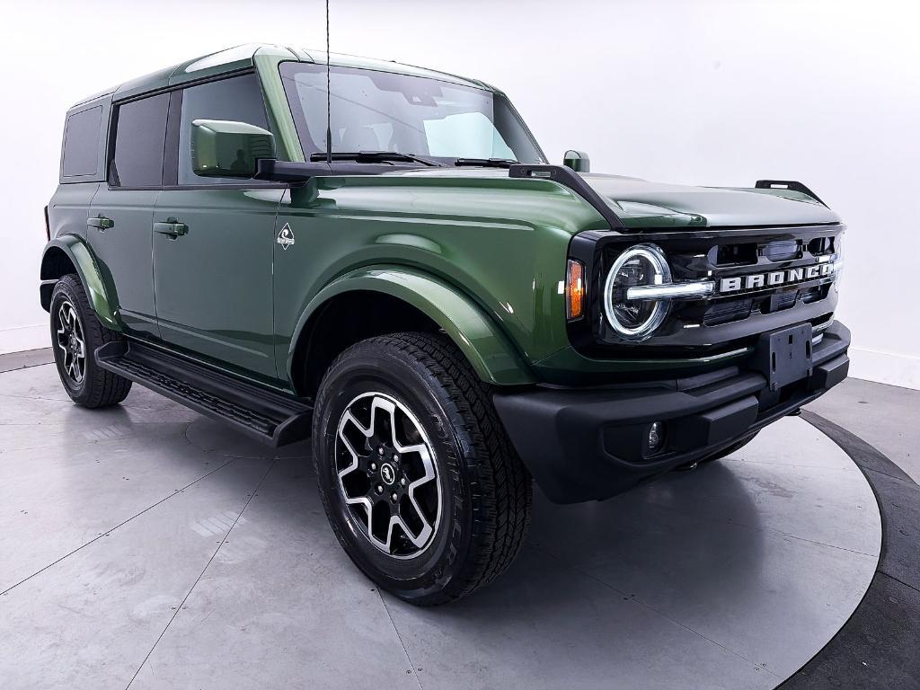 used 2025 Ford Bronco car, priced at $43,593