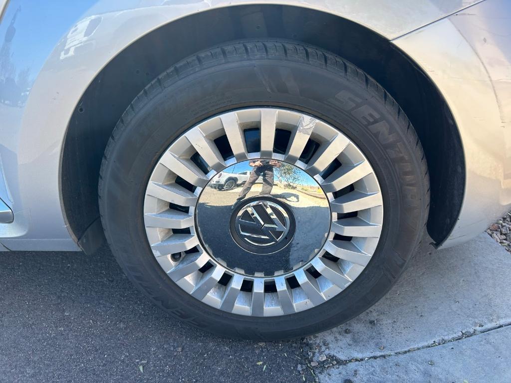 used 2014 Volkswagen Beetle car, priced at $8,992