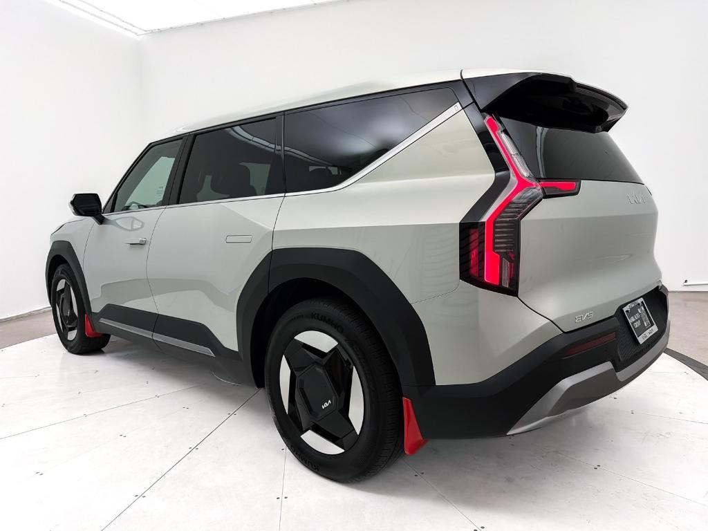 used 2024 Kia EV9 car, priced at $31,994