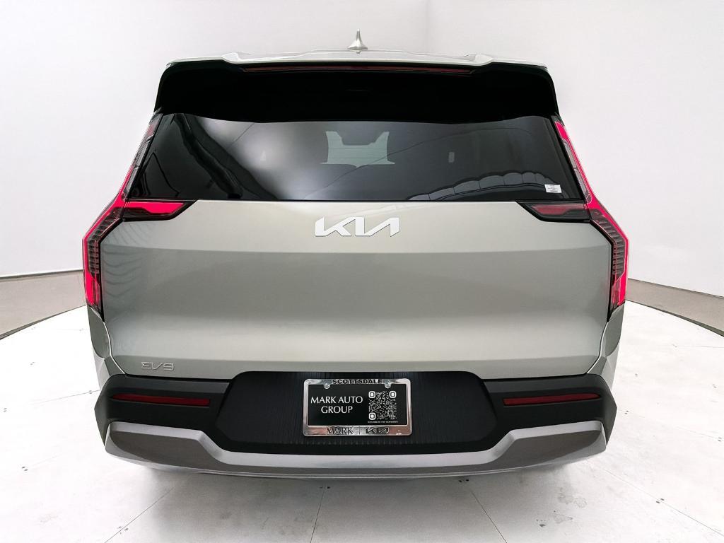 used 2024 Kia EV9 car, priced at $31,994