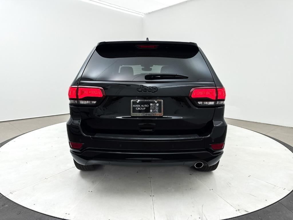 used 2018 Jeep Grand Cherokee car, priced at $15,996
