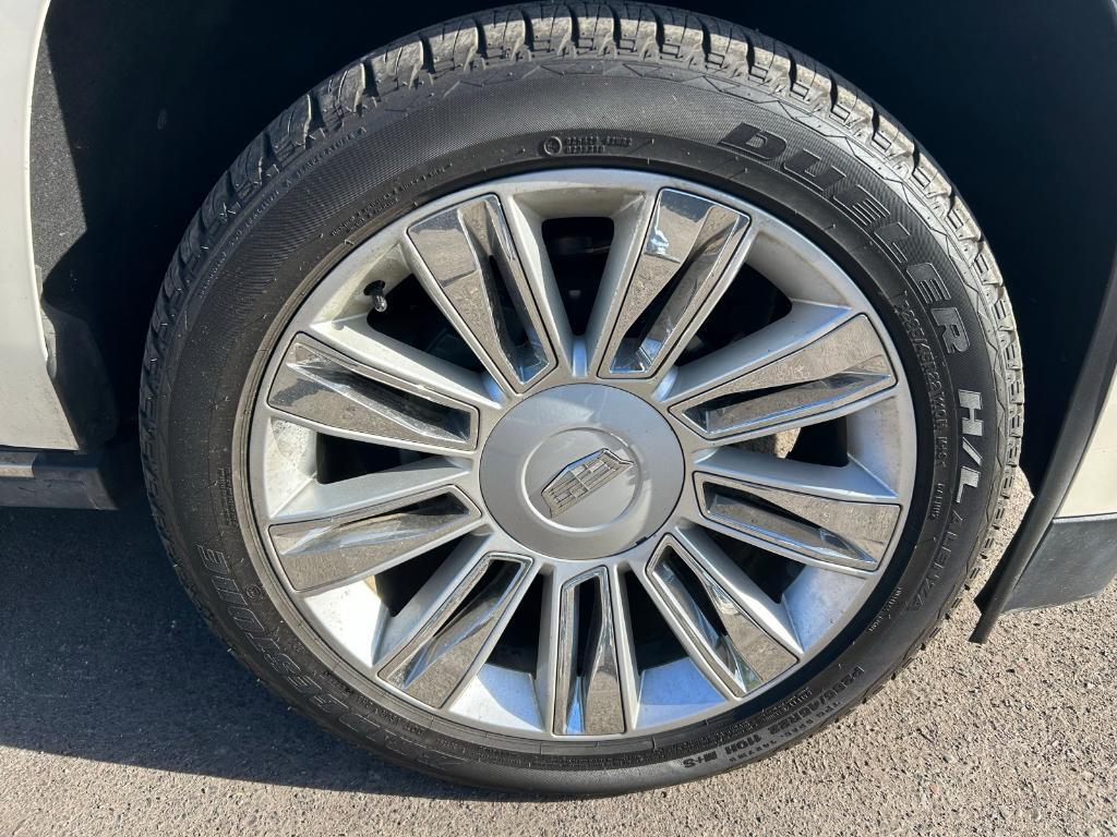 used 2015 Cadillac Escalade car, priced at $26,591