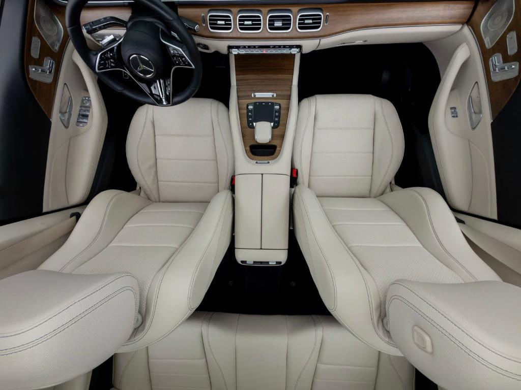 used 2024 Mercedes-Benz GLE 450 car, priced at $58,879